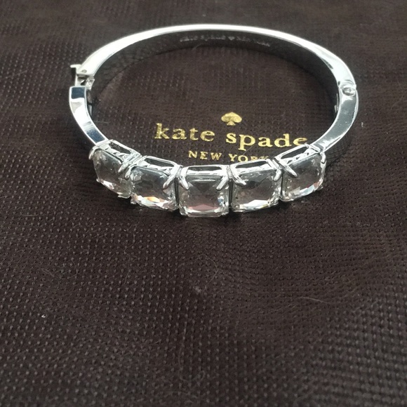 Bracelet - Picture 1 of 1